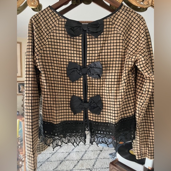 Rye Brown and Black Vintage Inspired Cropped Loose Hanging Style Blouse - Picture 4 of 4